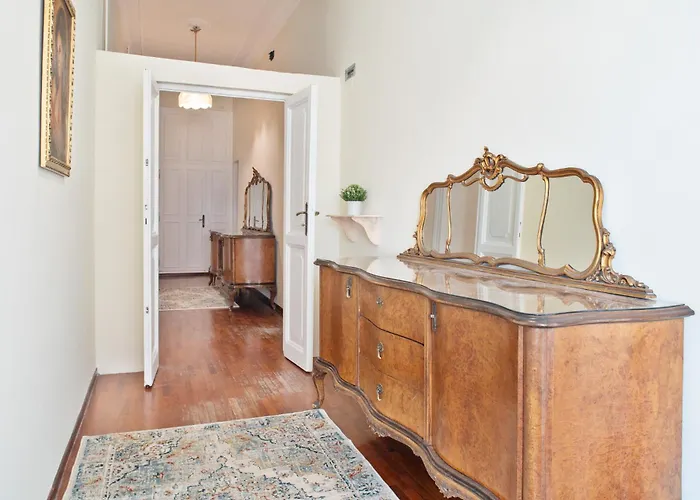 Vaticano - 3 Bagni - 11 Posti - 200mq - 7 Letti - Wifi Apartment *